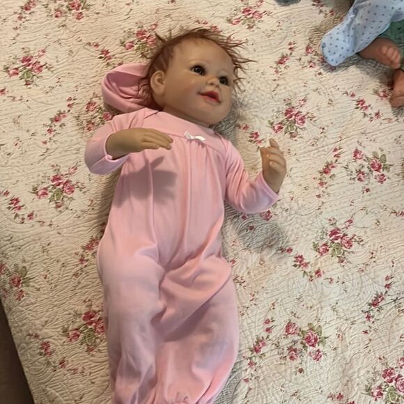 Ashton drake Lifelike baby  - Picture 1 of 8